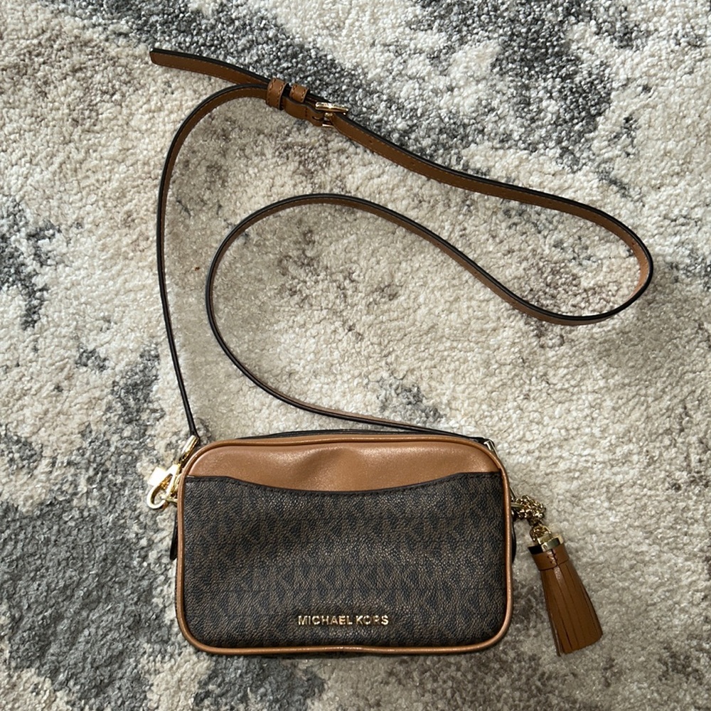 Michael Kors Crossbody